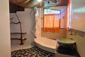 Accommodation: Cattleya Small