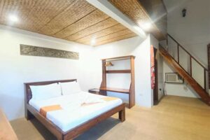 Accommodation: Heron