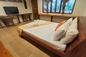 Accommodation: Kingfisher