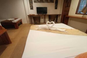 Accommodation: Kingfisher