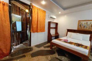 Accommodation: Orchid