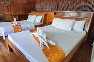 Accommodation: Phoenix